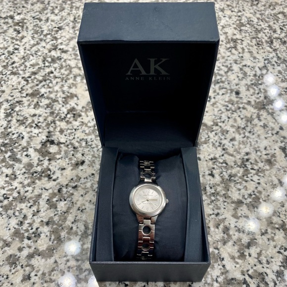 Anne Klein silver bracelet watch. This watch will come in its original box. - Picture 1 of 6